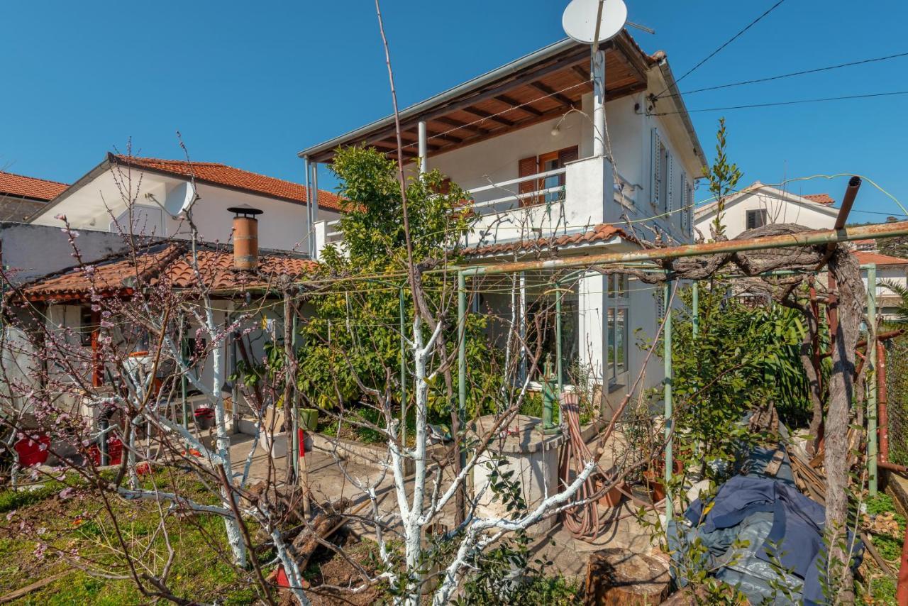 Apartments By The Sea Jelsa, Hvar - 11319 Jelsa  Zewnętrze zdjęcie